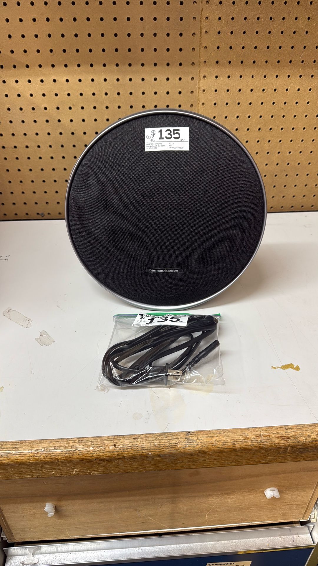 Harman Kardon Onyx Studio 9