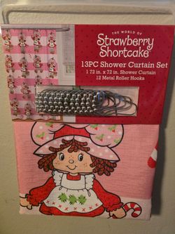 Strawberry Shortcake 13PC Shower Curtain Set