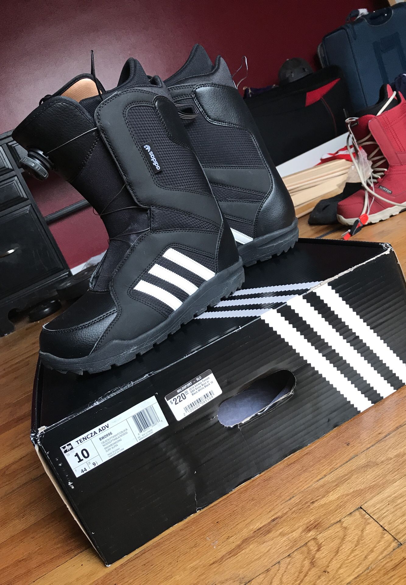 2018 Adidas Tencza ADV Snowboarding Boot (Size 10)