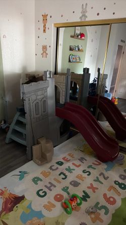 Indoor toddler slide