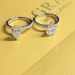 2 Ct Pear-Cut Moissanite VVSD Ring in Sterling Silver with White Gold Plating