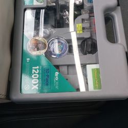 Microscope