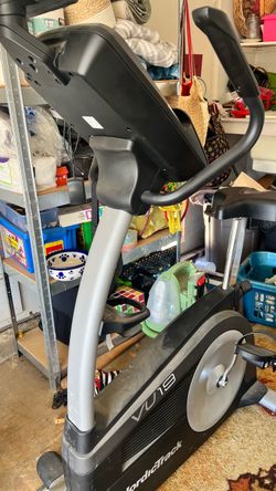 NordicTrack VU19 Upright Exercise Bike