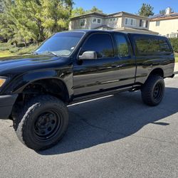 96 Toyota Tacoma 4x4 V6 Etc Lock Runs An Drives Clean Title 