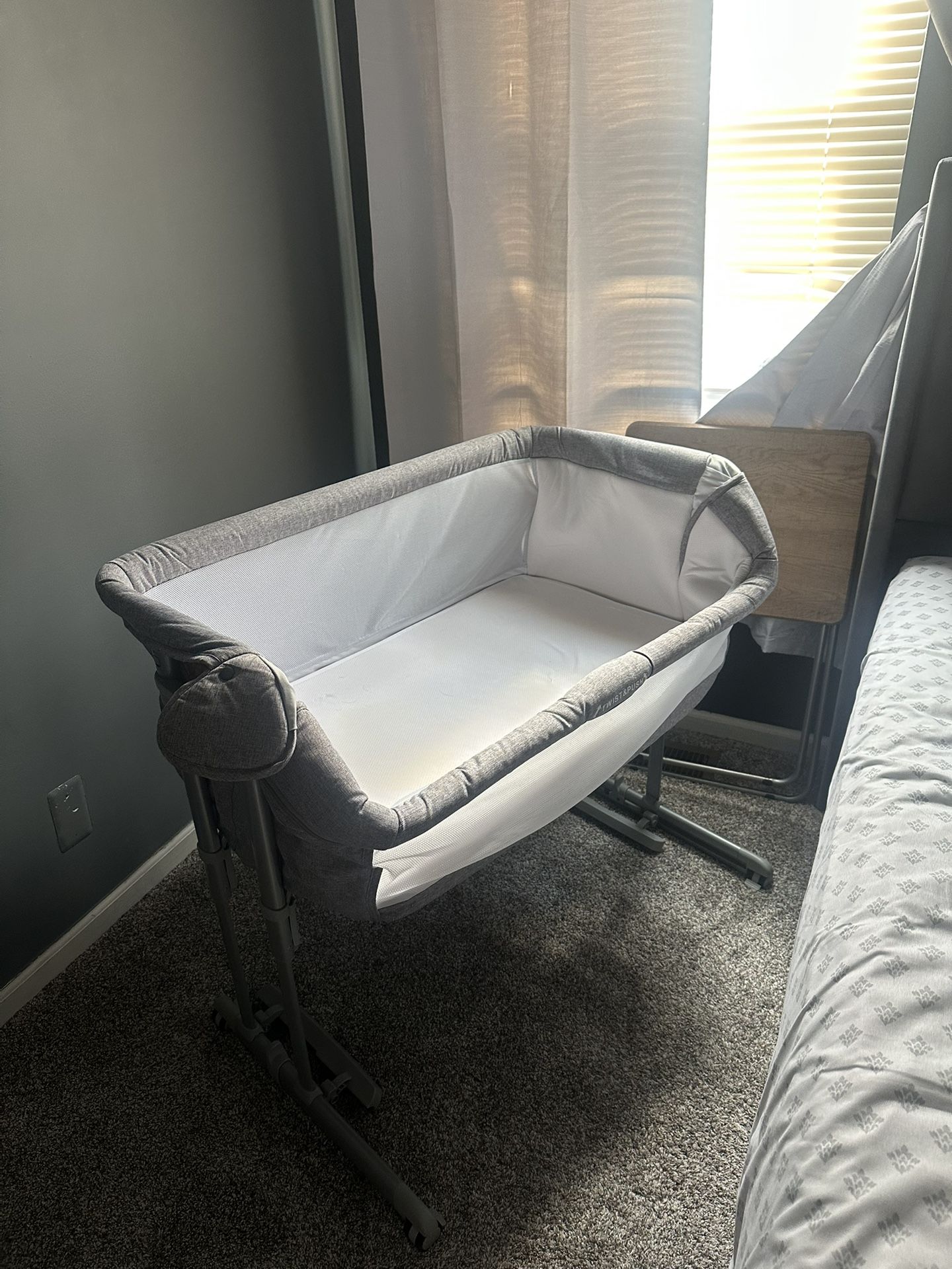 FREE Bedside Adjustable Bassinet