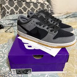 Nike SB Dunk Low “Dark Smoke Grey” Size 10 Men