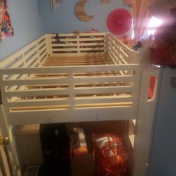 Bunk Bed 