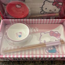 Hello Kitty Plate Set 