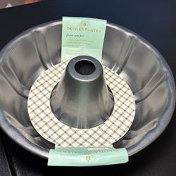 Olivia’s pantry non-stick fluted tube cake pan
