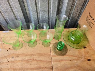 Uranium glass