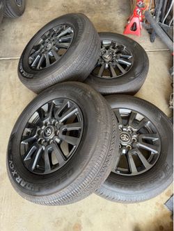 Toyota Land Cruiser wheels tires
