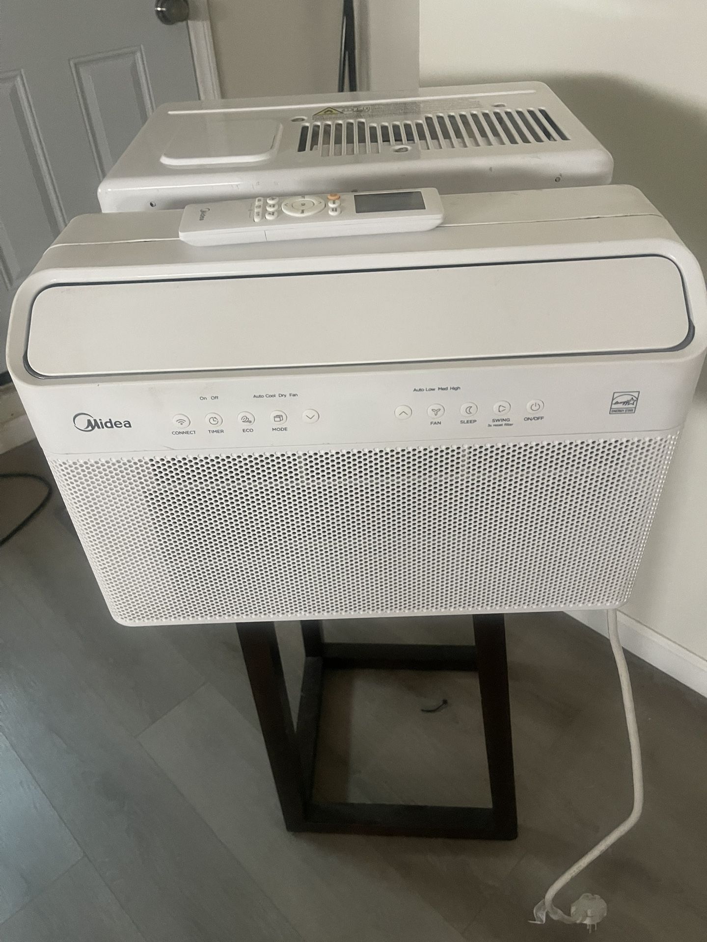 Midea 8000 BTU U Shaped Smart AC Unit with Remote and WiFi IOT App Control