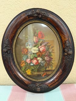 Vintage Oval Floral Print in Ornate Wood Frame 14.125” x 12”