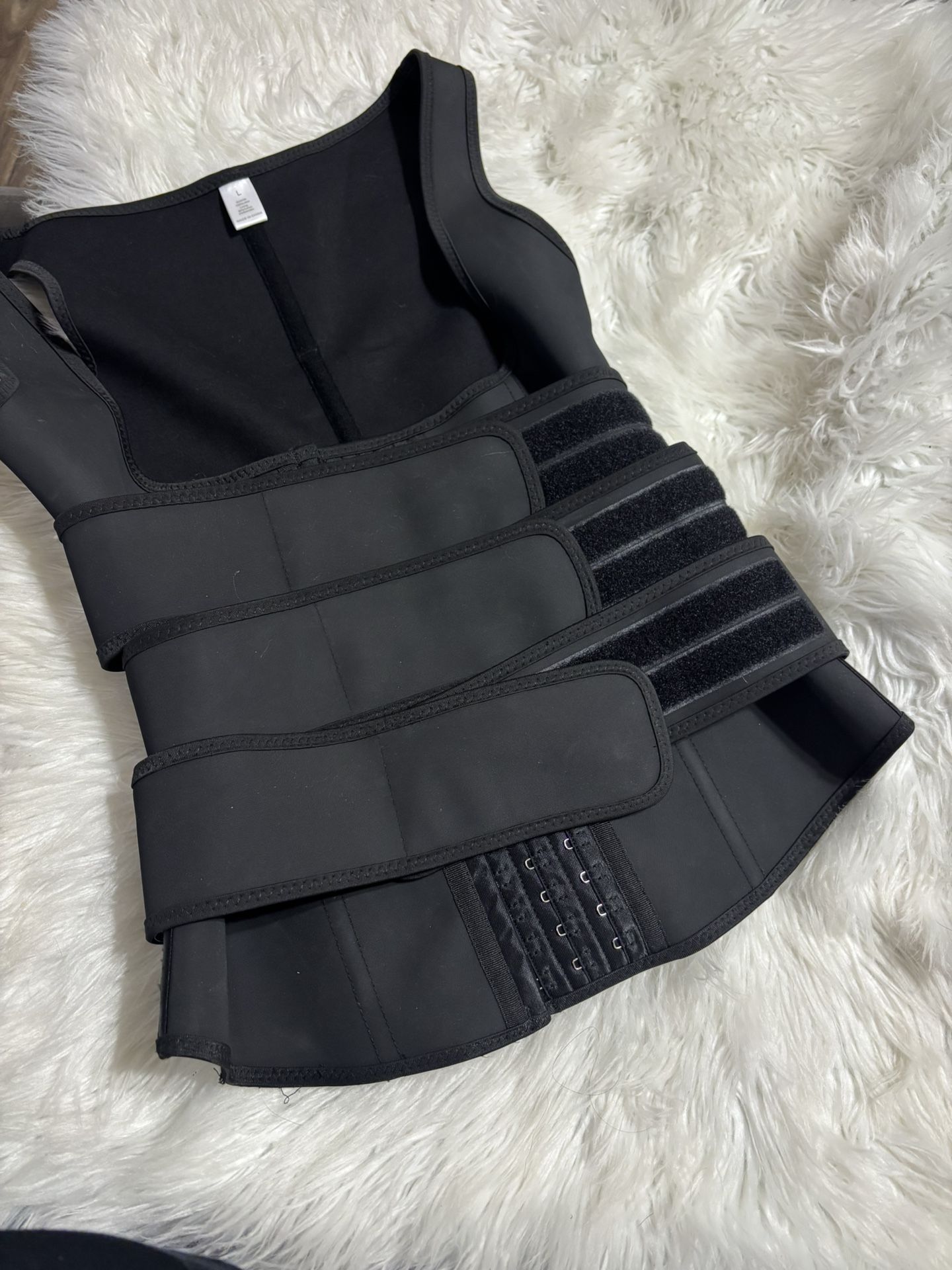 FeelinGirl Waist Trainer for Women Latex Waist Trainers Vest Plus Size Waist Cincher Corset 3 Belts Hooks Steel Bones