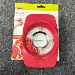 Chef’n Slicester Pomegranate Prep Tool