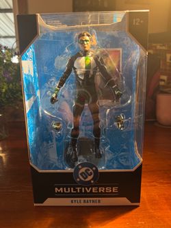 New Release DC Multiverse Green Lantern Kyle Radner case fresh!