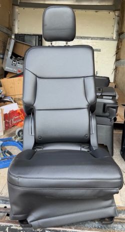 2020-2025 Ford Explorer Rear Passenger Side Single Seat