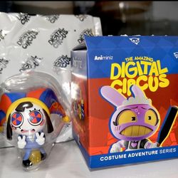 President Pomni - The Amazing Digital Circus Animiniz Costume Series Figurine  