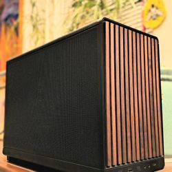 Custom Built Ultra End Liquid Cooled Portable Nvidia RTX 4070 Super PC