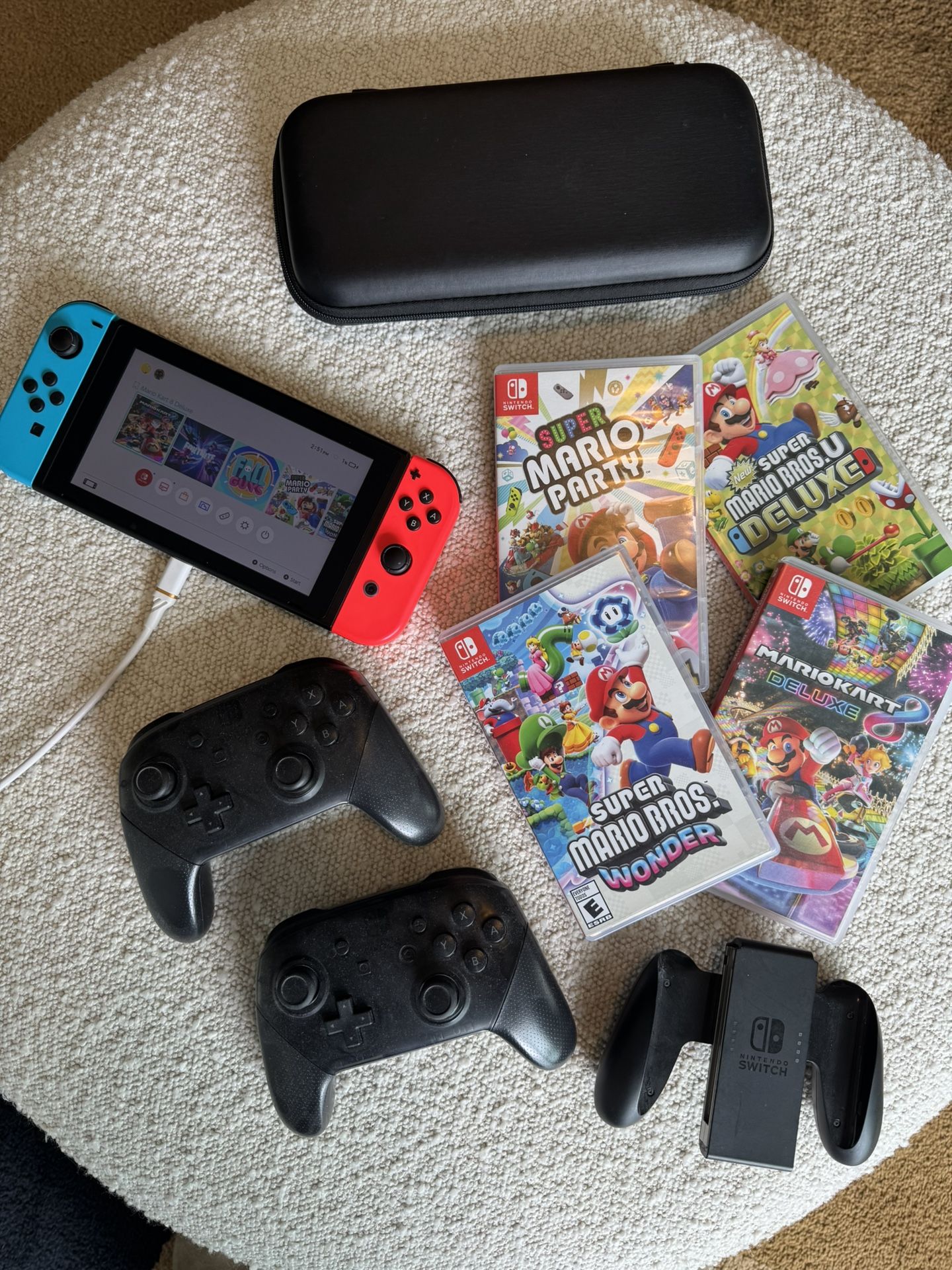 Nintendo Switch Console, Controllers & Extras