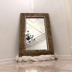 Beautiful Statement Wall Mirror, Ornate Gold Frame – Must Go