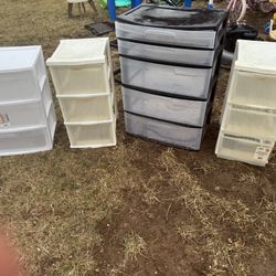 Four Very Good Storage Drawers, In Good Conditions ( All For $25) (NO SHIPPING)