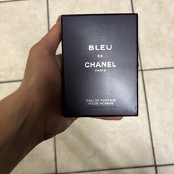 Bleu De Chanel Paris