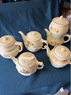 (5) DRIP O LATER BEAUTIFUL TEAPOT COLLECTION ! Made in the USA ! VINTAGE !! one price for ALL FIVE PIECES ! DEAL DEAL ( first come first serve )