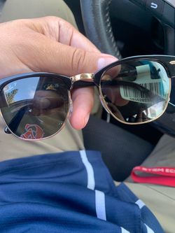 Raybans poloroid