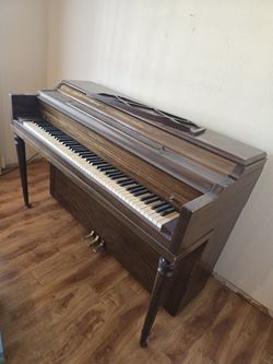Vintage Ivers & Pond Piano -