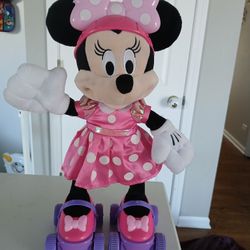 Minnie Mouse Rolling Skating Toy 