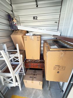 Auction Unit 082 10/24 - Antiques, Boxes, Chair, Jewelry, Furniture