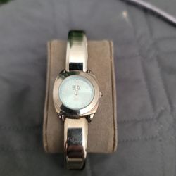 Vintage Ladies Roxy Quicksilver RX210 Watch