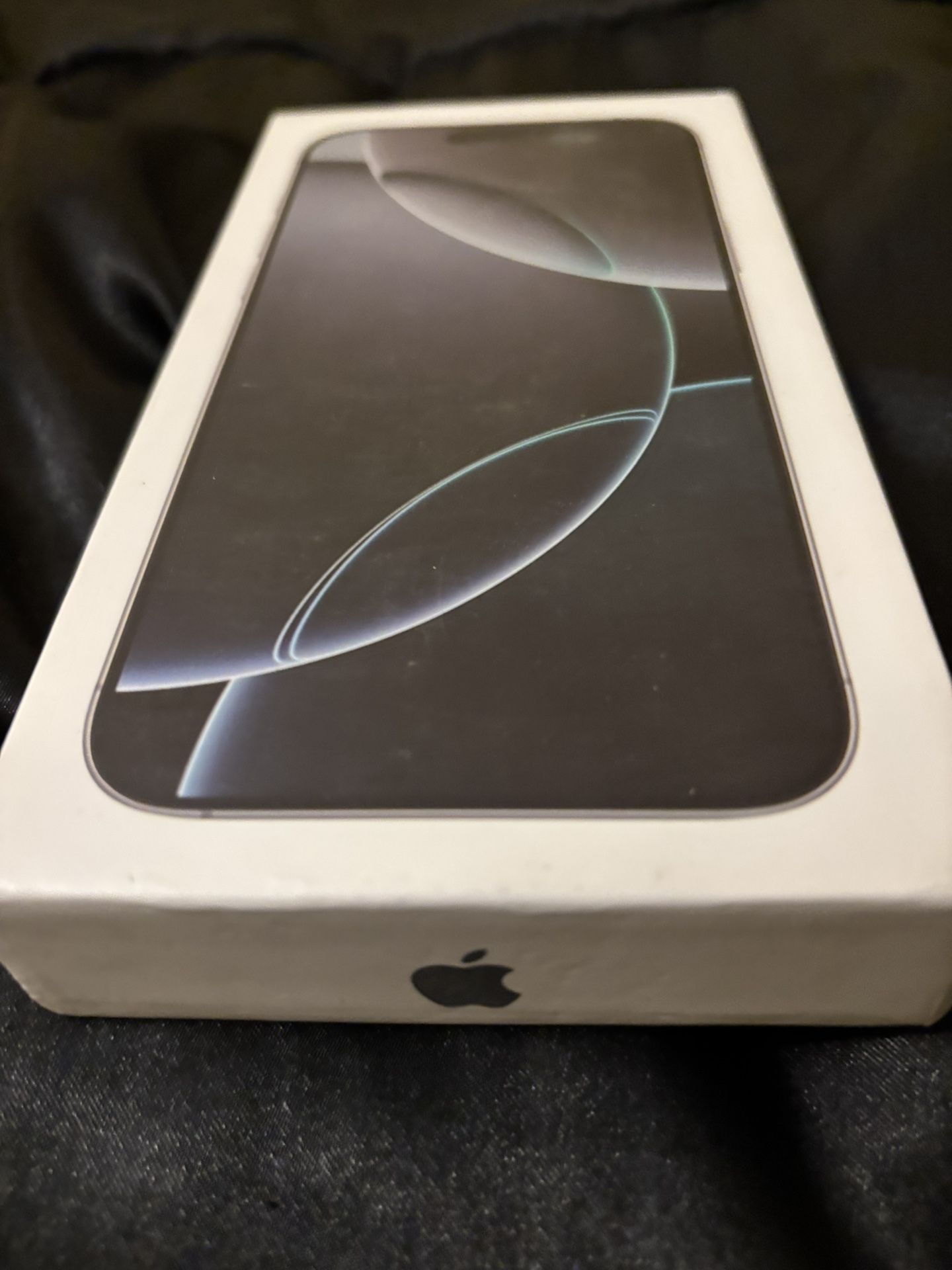 iPhone 16 Pro Max