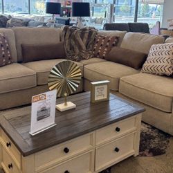 Beautiful 3pc Sectional 