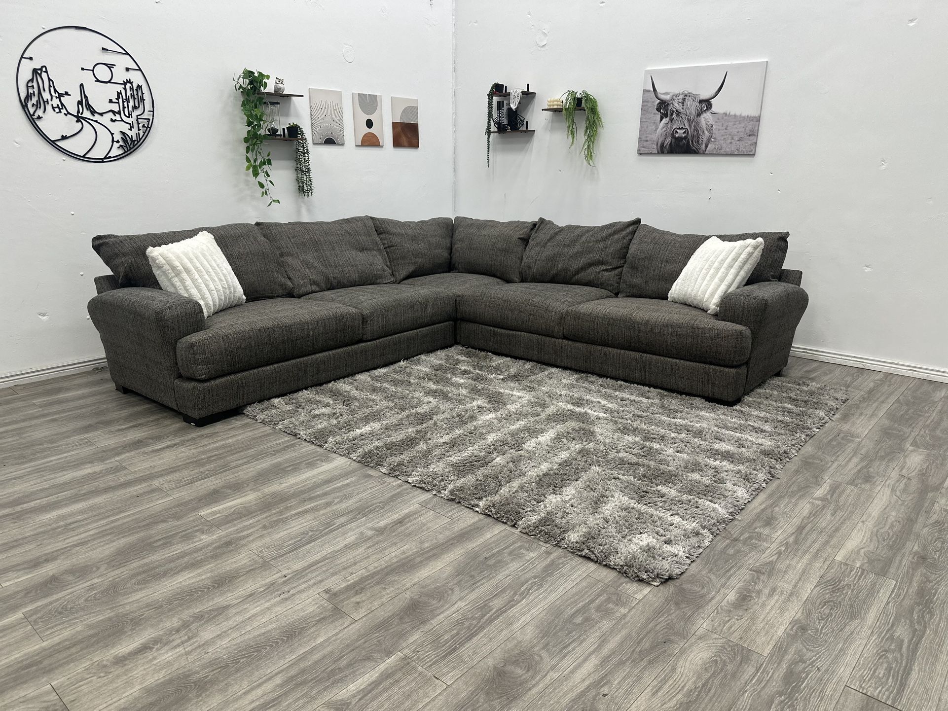 Grey Sectional Couch - Free Delivery