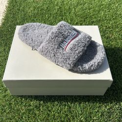 Balenciaga Furry Slide Grey