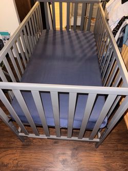Brand new crib!