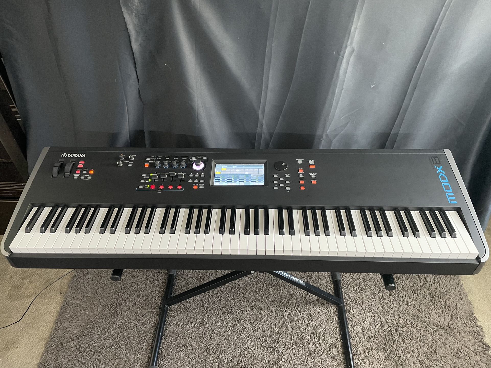 Yamaha MODX8