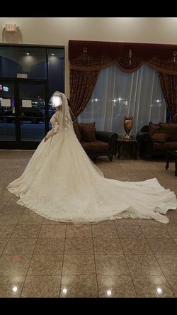 Wedding dress