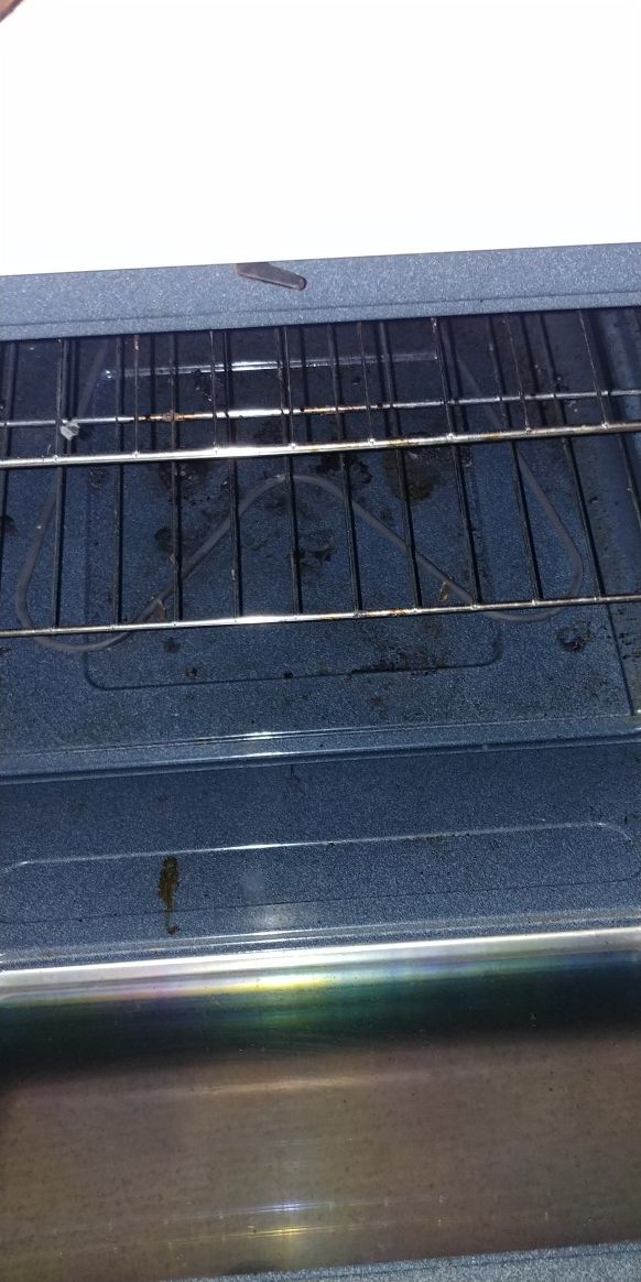 30" Tappan self clean electric stove/oven for Sale in Lake Tapps, WA