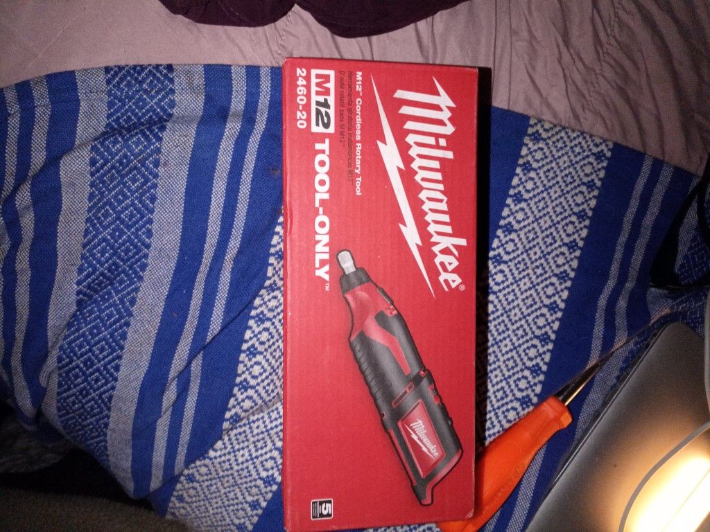Milwaukee Cordless Rotary Tool
