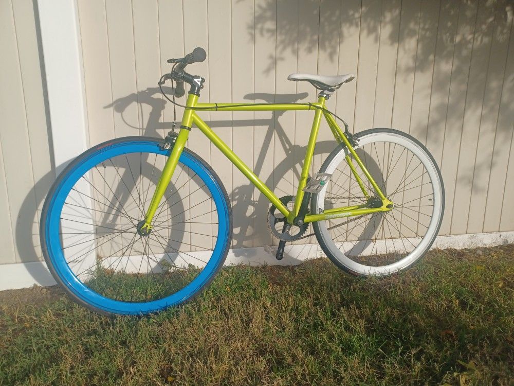 Retrospect Fixie Bike 