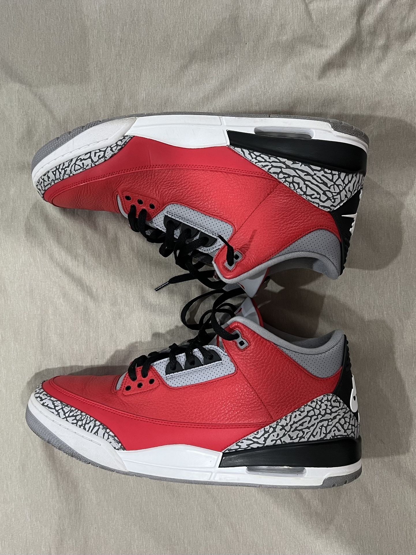 Air Jordan Retro SE “Unite”