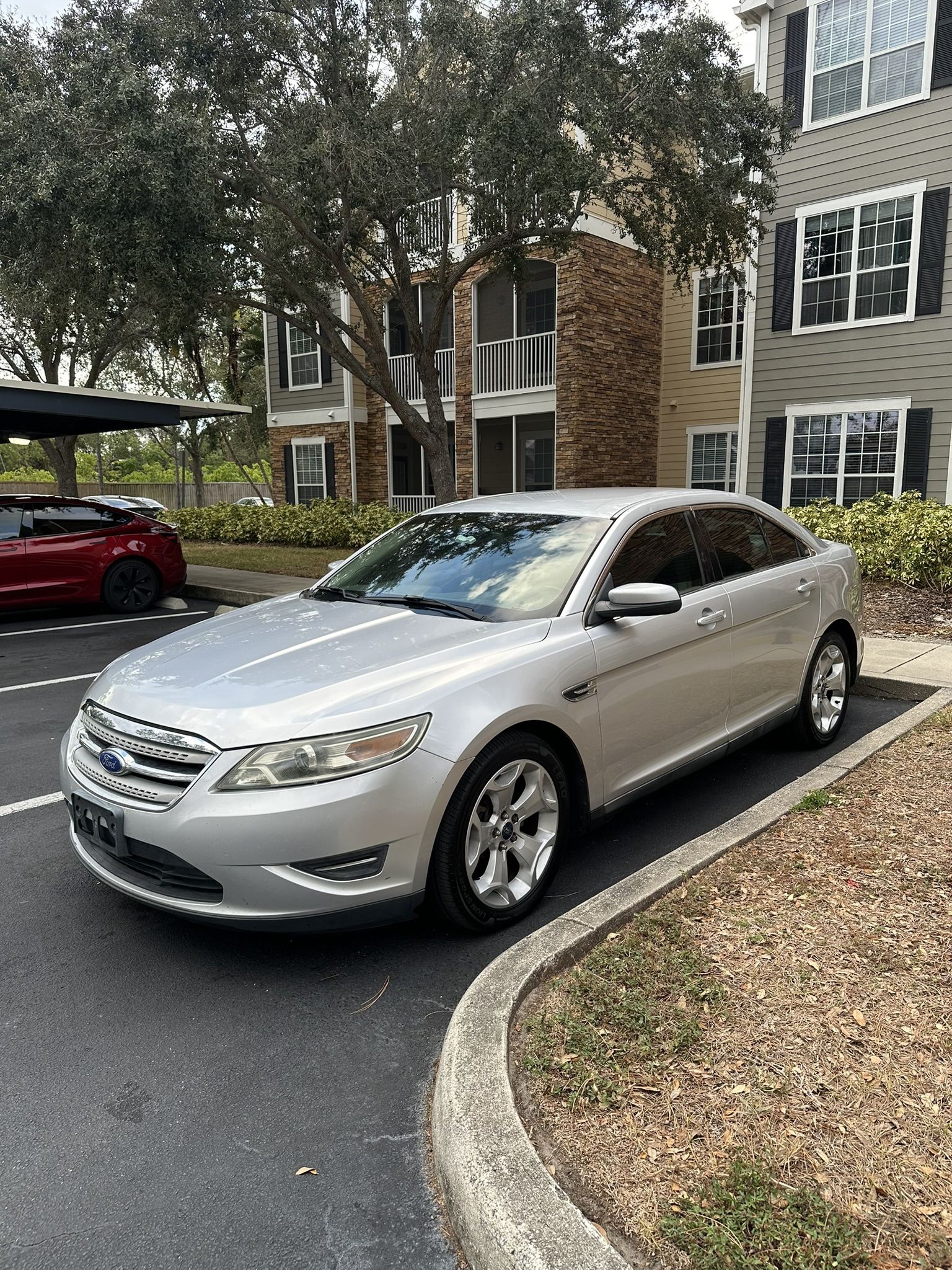 2012 Ford Taurus