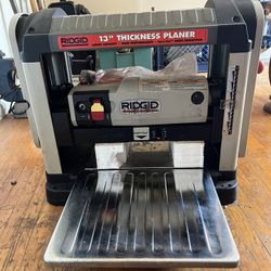 Rigid 13″ Thickness Planer