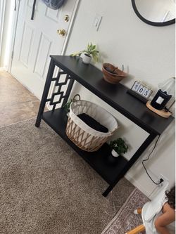 entryway table