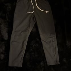 Nike sweats fleece material black size youth xxl