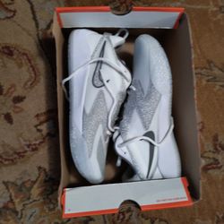 Nike HyperAce 3 11.5