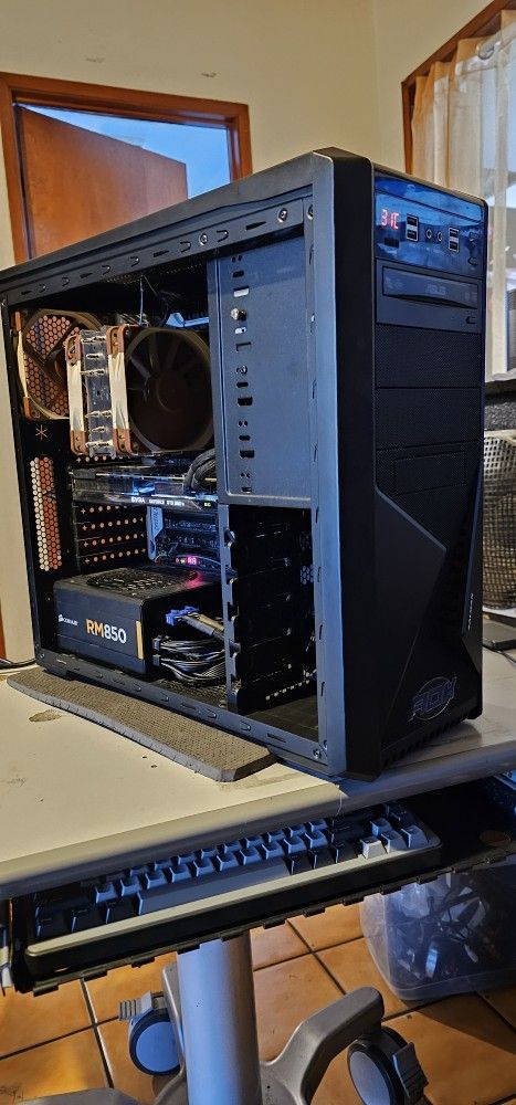 Gaming PC X99 Series i7-3.30GHz-CPU 32GB Ram 2TB HDD GPU: GTX 980 Ti